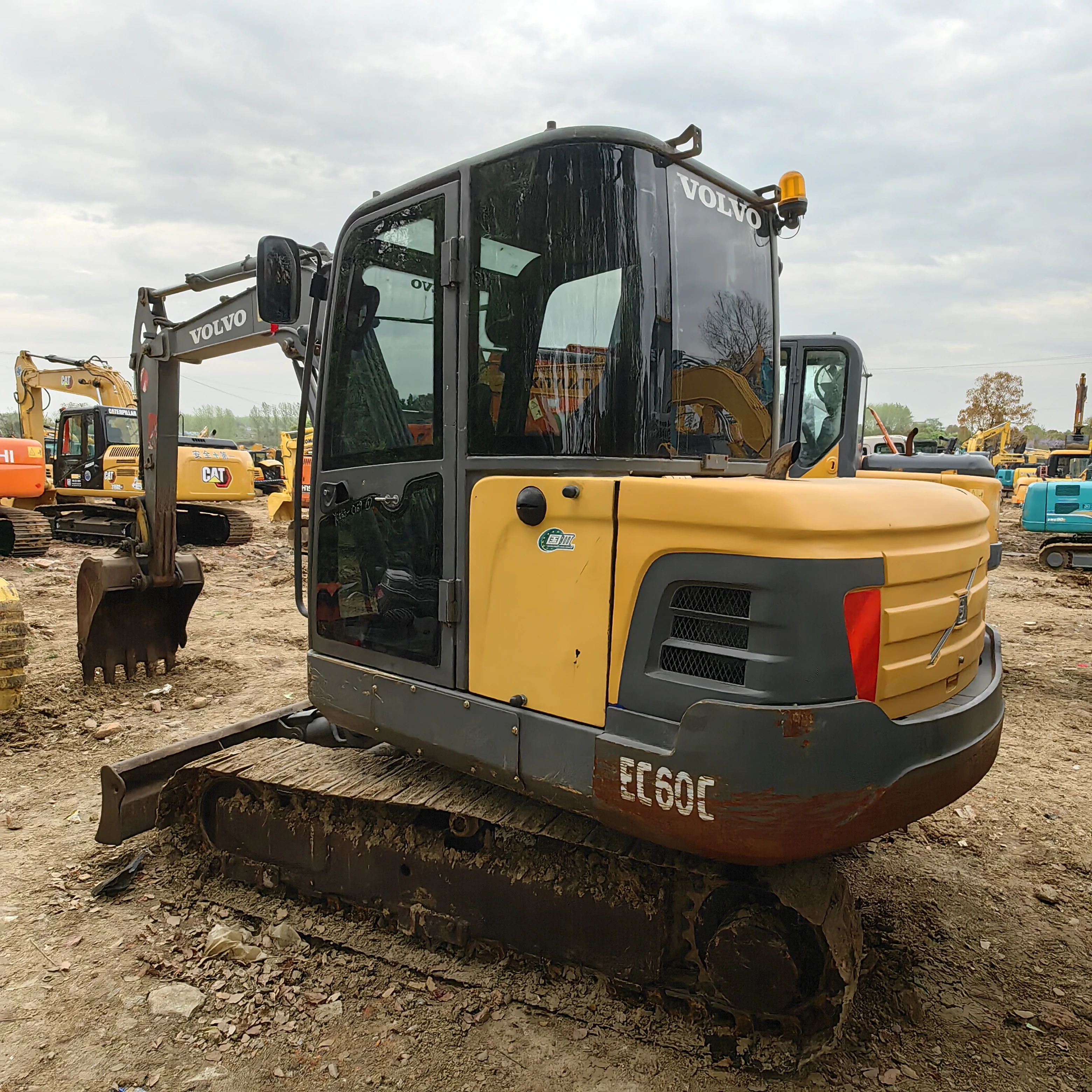 Дешевый Лидер продаж оригинальный экскаватор Volvo EC 60C 90% новый подержанный высокой гибкости высокое качество низкая цена EC60C