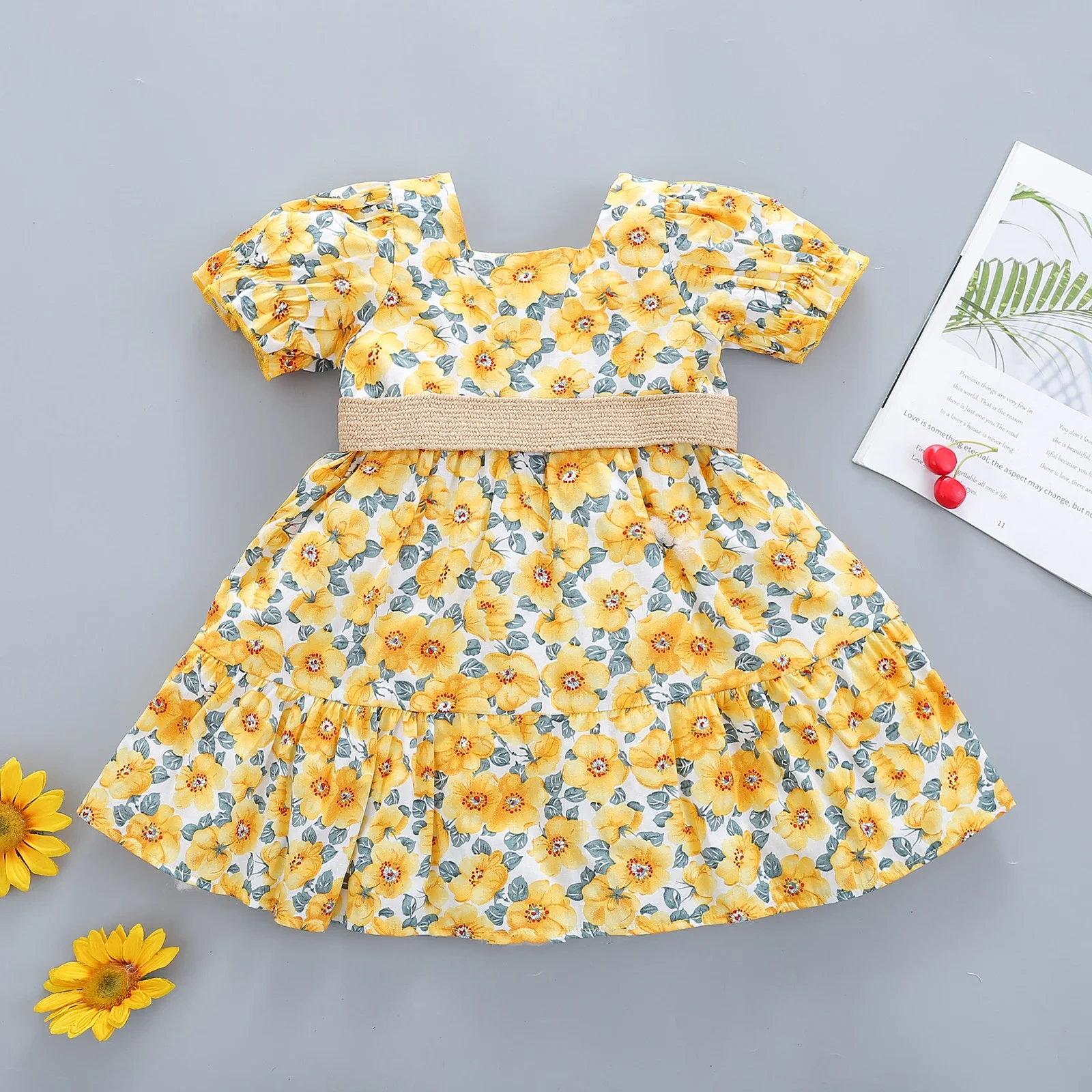 Wholesale Floral Princess Baby Girl Dress V Neck Summer Cotton Sleeveless Child Casual Dress For Elegant Children Dress 2024