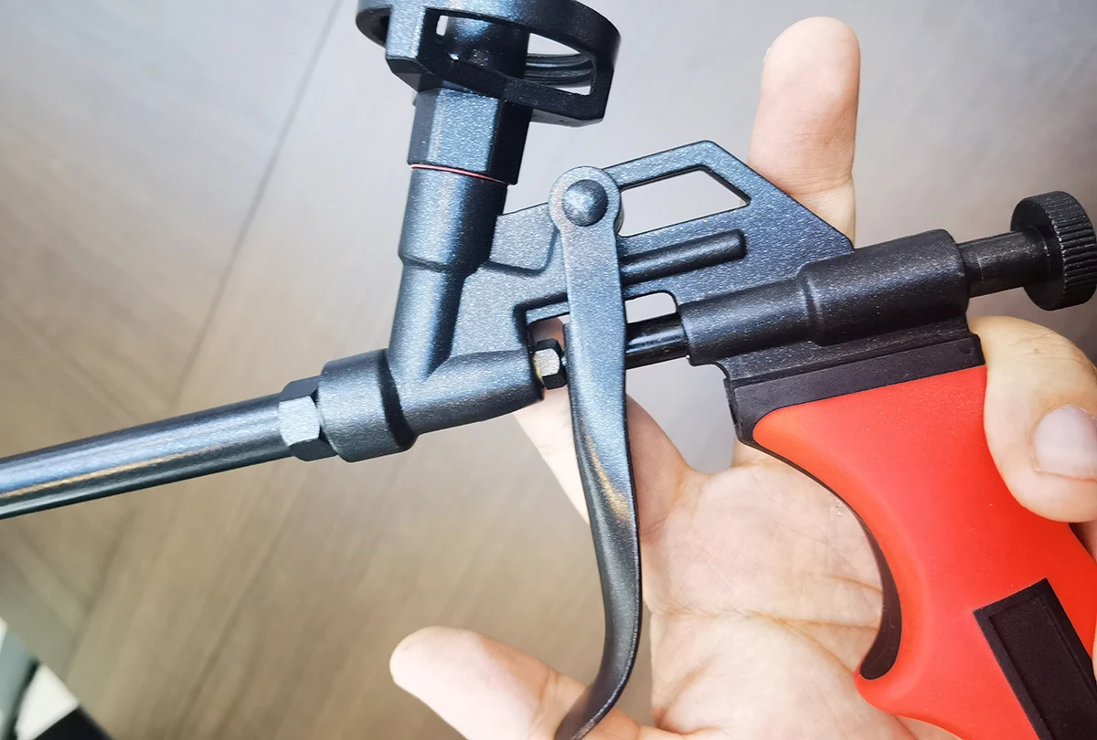 Pu sealant gun Plated Pu Spray Foam Gun Tefflon Coated OEM Accepted Stainless Steel Copper head for Installation