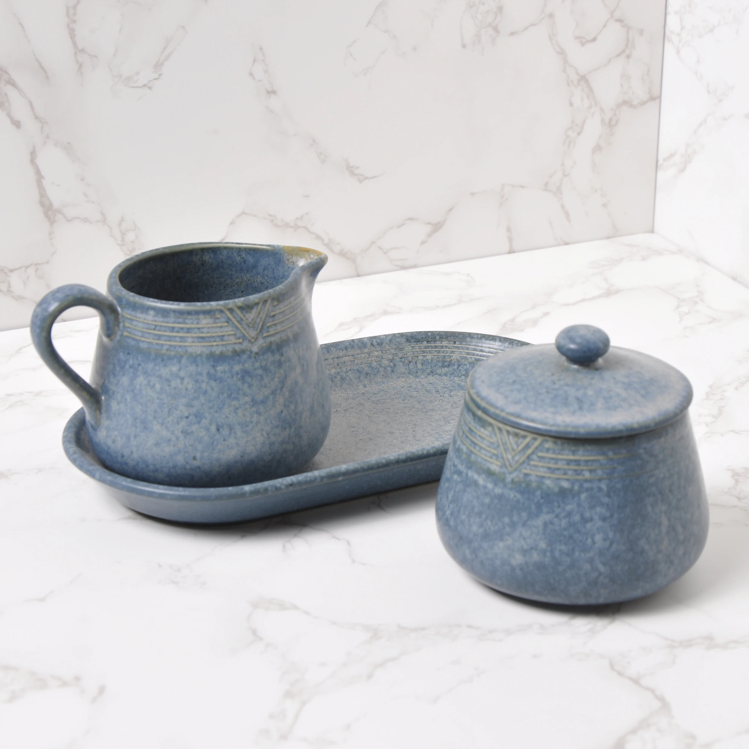 
reactive glaze triangle relievo ceramic creamer and sugar pot set with tray for afternoon tea 