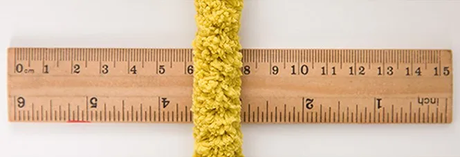 Wholesale Arm Knitting Soft Crocheting Bulk Polyester Chunky Chenille Yarn for Hand Knitting