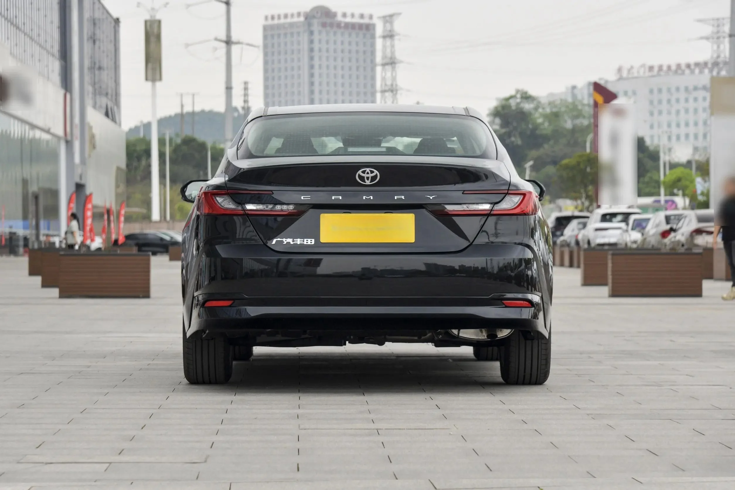 2024 Toyota Camry 2 0 л E-CVT двухмоторный Гибридный среднеразмерный бензиновый седан новые и подержанные автомобили для продажи