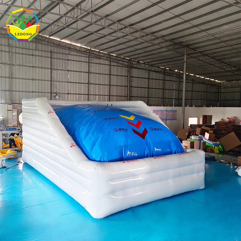 New Design Soft Trampoline Park Inflatable Pillar Air Bag Inflatable Stunt Airbag Jump Air Bag