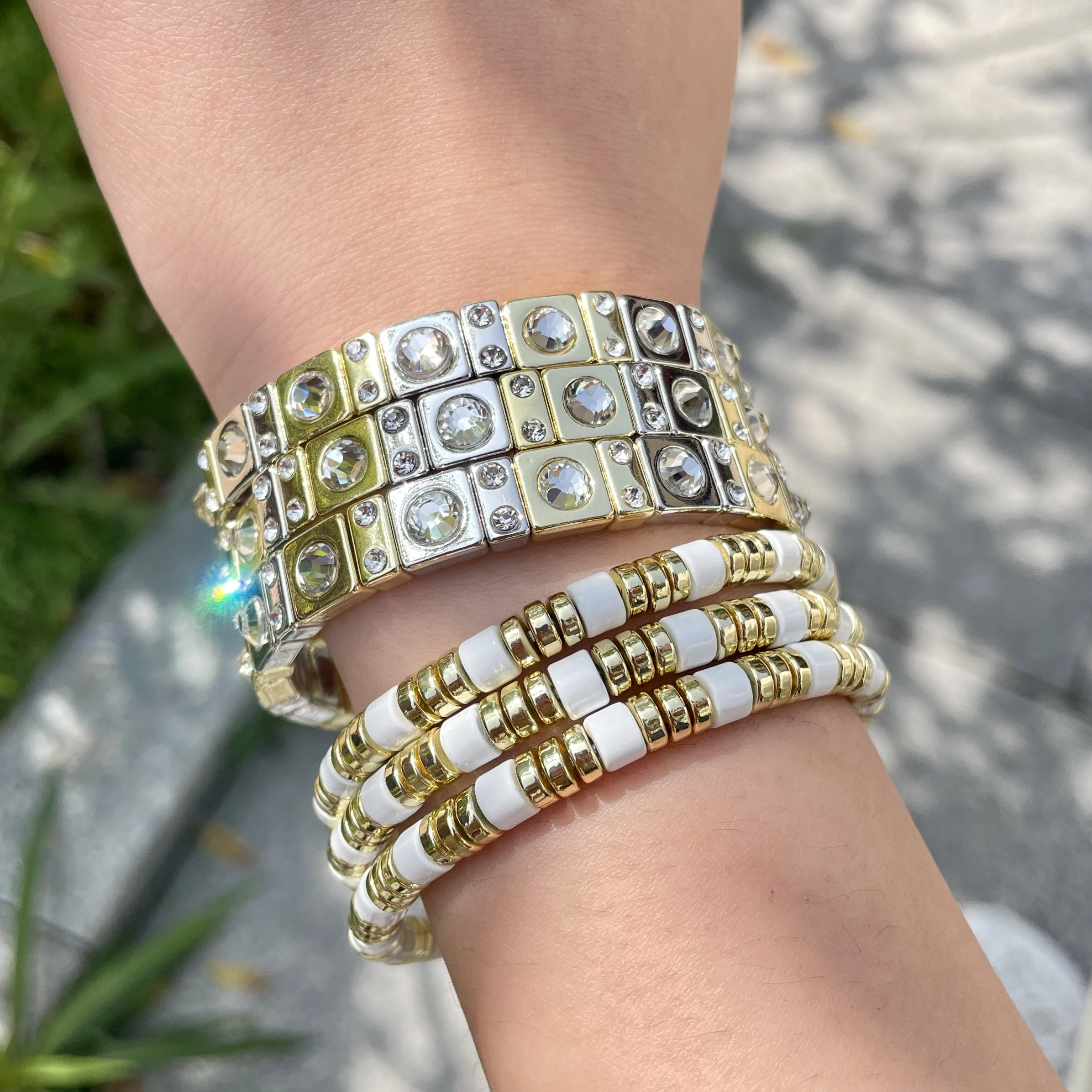 2024 New full zircon gem bangle Bracelets alloy 18k gold plated Versatile jewelry Bracelets for Women