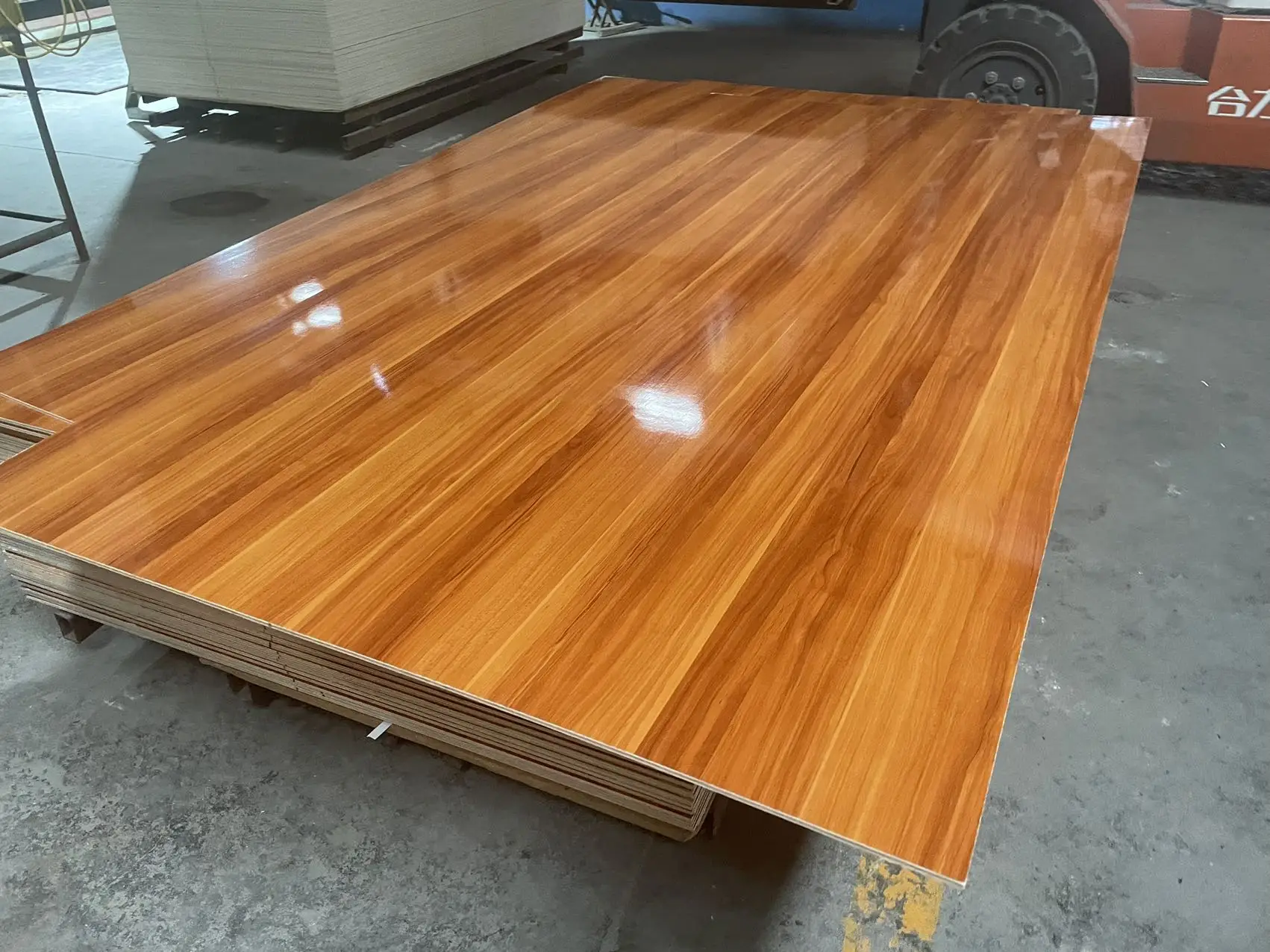 9mm 12mm 15mm 18mm 4x8 White Black Grey Melamine Faced Plywood Laminated Sheet for Furniture