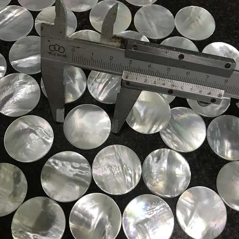 Cheap 30mm White Mother of Pearl Shell Chips Blanks Cut Round Mop Flakes Inlay Jewelry