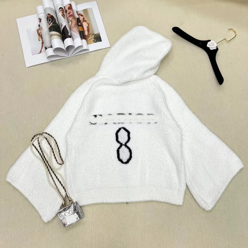 Autumn And Winter New Zipper Hooded Ladies Casual Loose Version Of Knitted Sweater