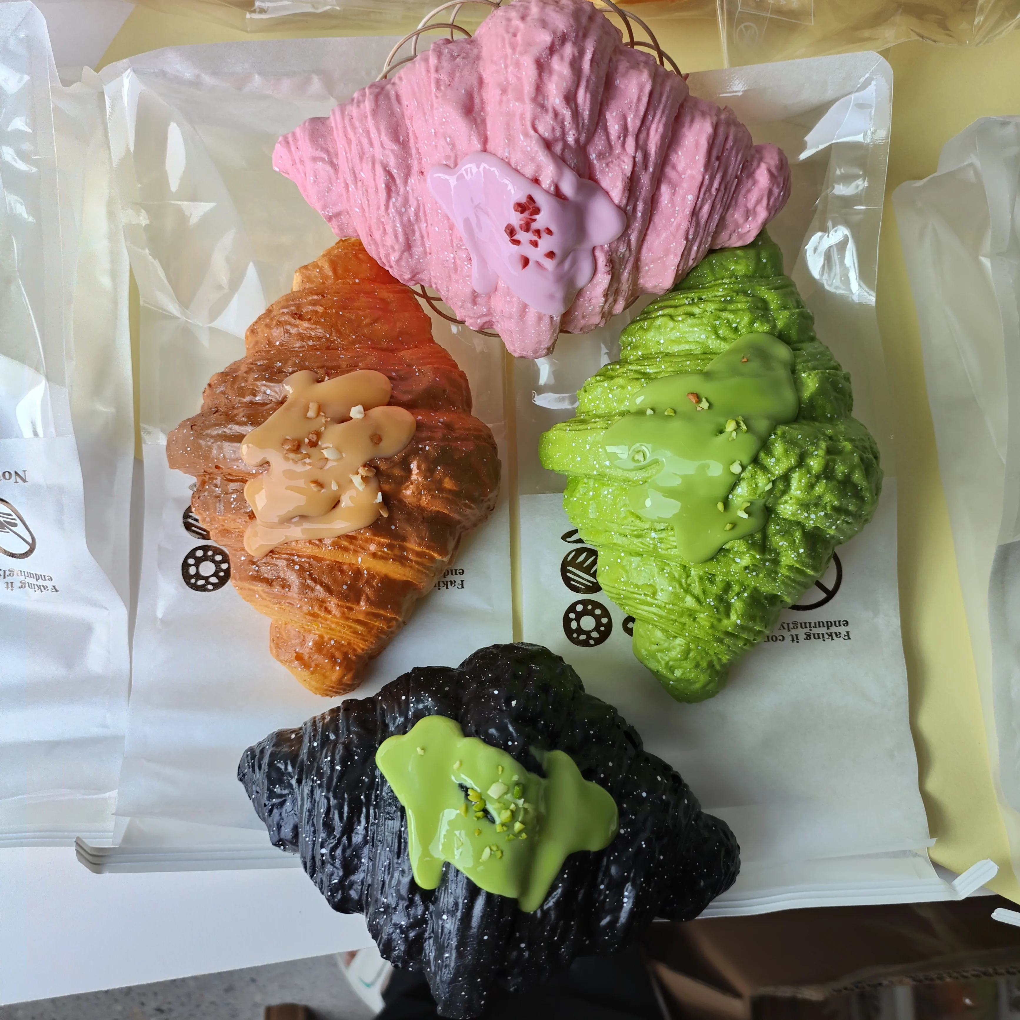 Wholesale factory direct wet soft sticky hand slow rebound decompression extrusion vent simulation croissant model toy