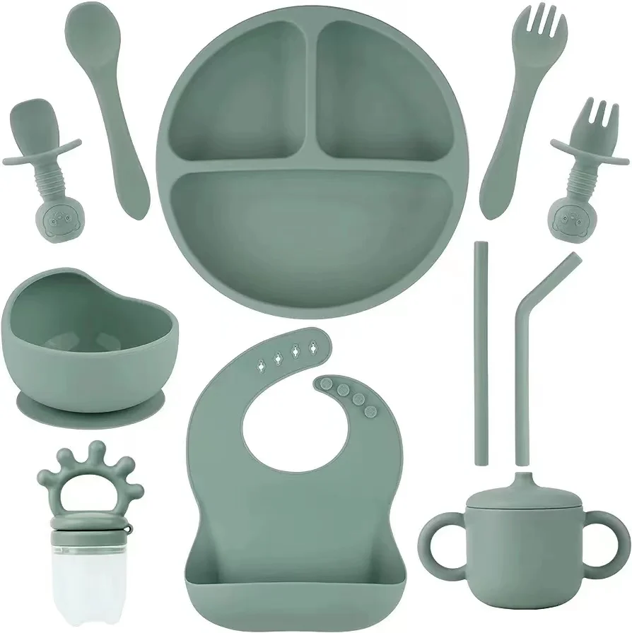 Low Price 11pcs Silicone Baby Led Weaning Set Practical  Feeding Set with Suction Bowls Plates Big Cup Spoon and Fork