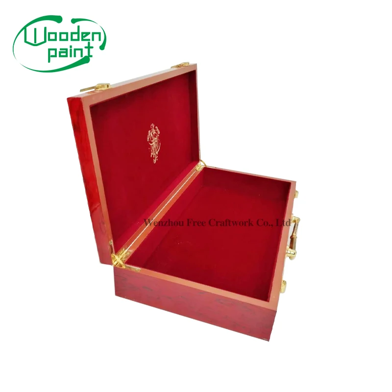 Wooden wholesale gift candy packaging box luxury lacquer gift candy case