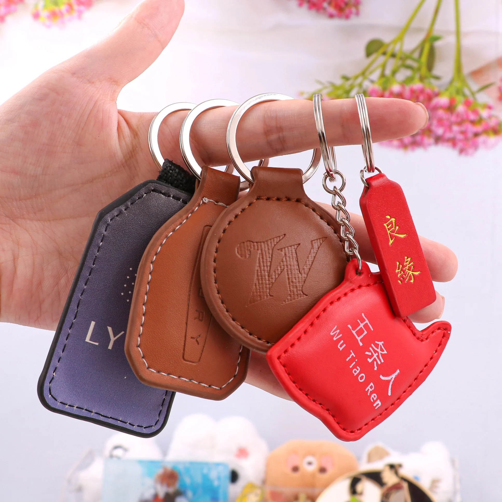 custom Car Leather Keychain	croc charm keychain clasp Wholesale Leather vintage car keychain for car guys thank you