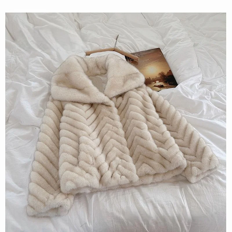 HFK0544 FAUX FUR JACKET-59CM