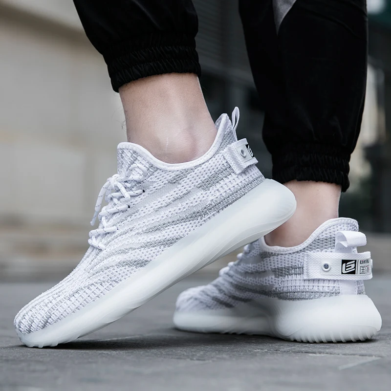 Men and women outdoor casual custom sports shoes damping shoe footwear white sneakers fly woven shoes dropshipping products