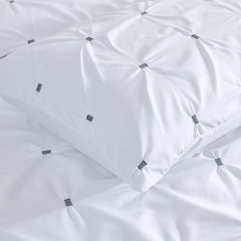 Manufacturer Customize White High Quality Solid Pinch Pleat Microfiber Sheet Pillowcase & Duvet Cover Sets