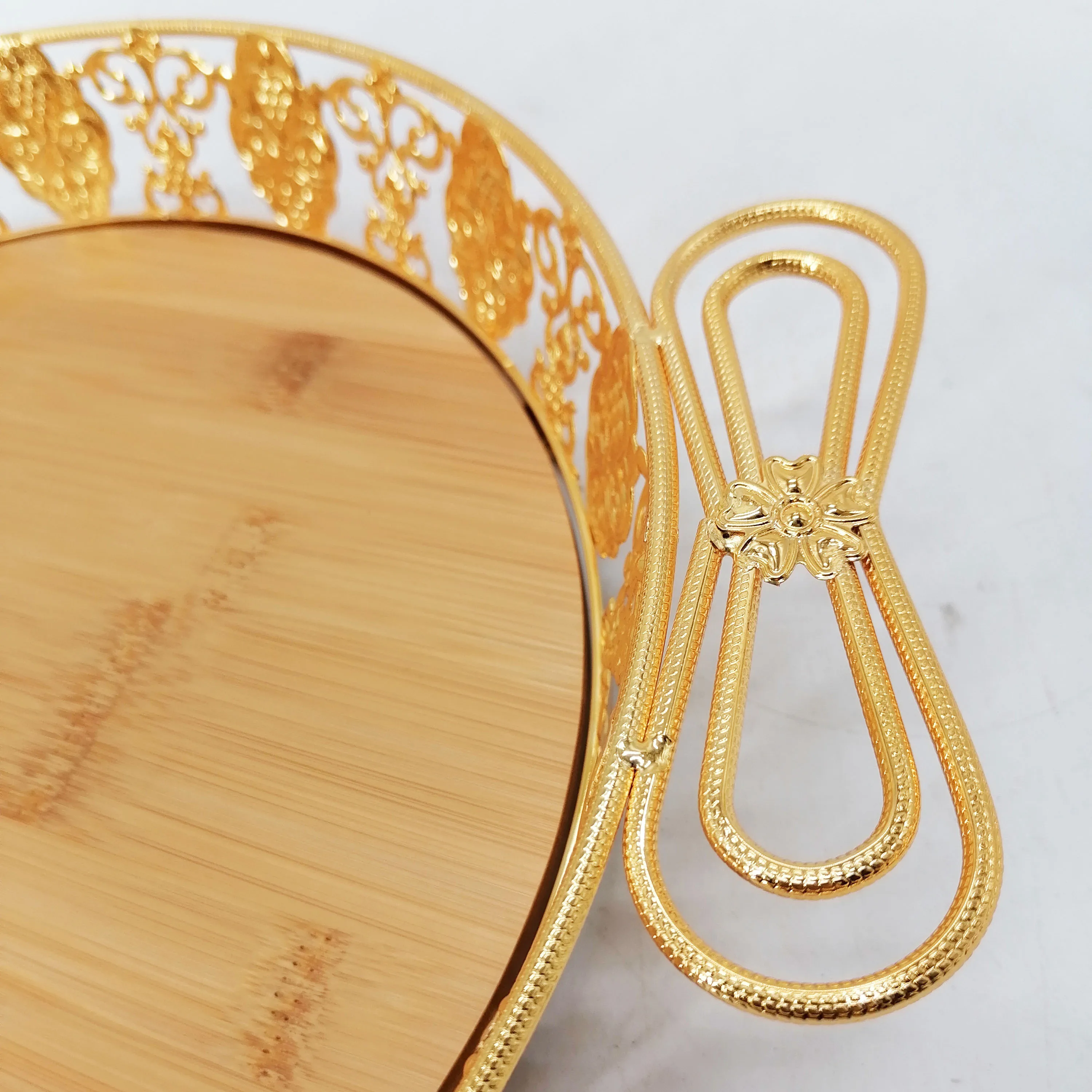Chinese factory wholesale creative golden pattern bow handle design brown wooden serving tray modern outdoor wood food tray