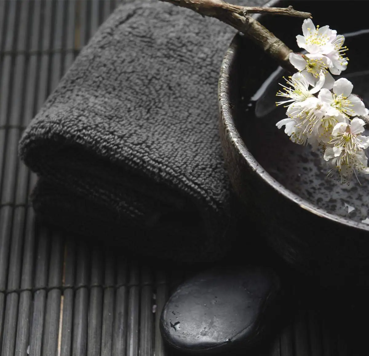 Wholesale Factory Cheap Cotton Terry White Disposable Hotel Towels Day Spa Small Face Aviation Towel