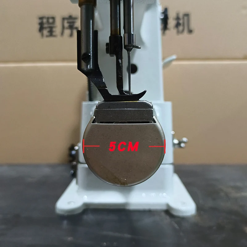 Lvbu-246 Automatic Sewing Machine for Garment Leather Industry (single Head Oil Supply)