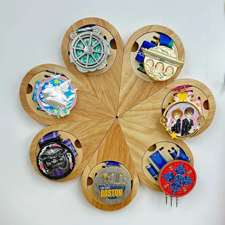 WHOLESALE CUSTOM HIGH QUALITY PINE WOOD WATER DROPS DIY COLLECTION COMBINATION MEDAL DISPLAY STAND MOODEN MEDAL HANGER