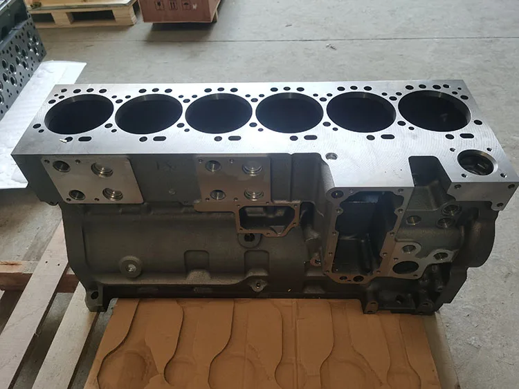 Stable quality tractor trailer cargo truck dumper tipper 6C diesel engine cylinder block kit