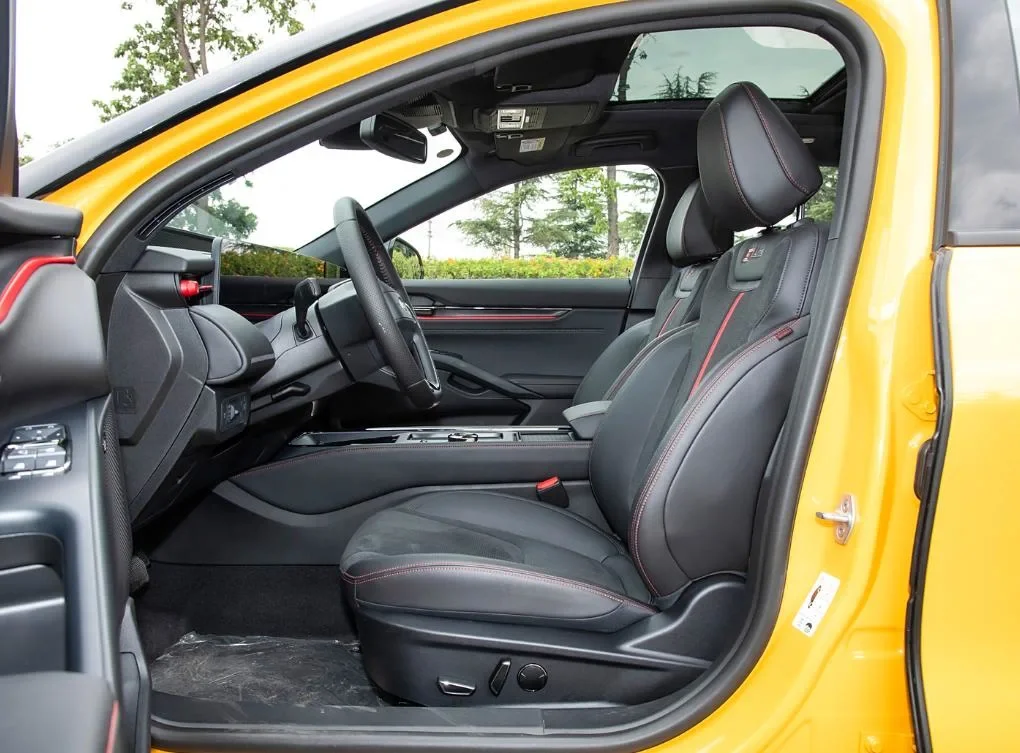 Modern Electric Vehicle for-D Mondeo - Efficient Family Sedan