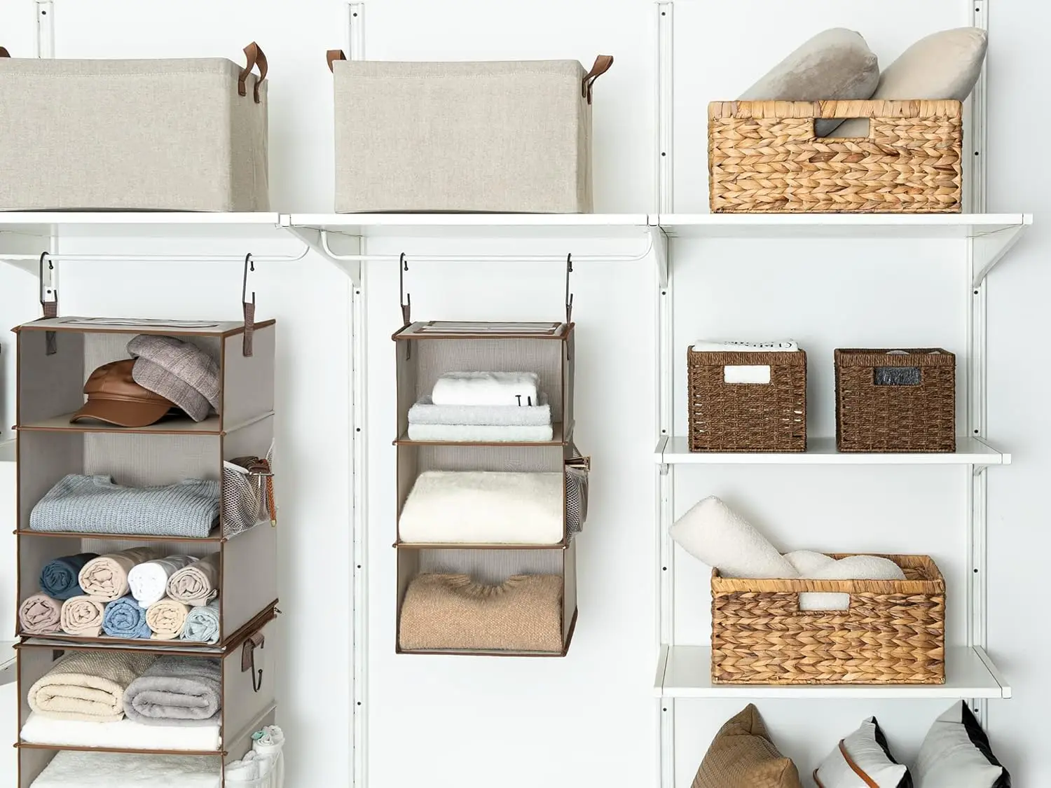 OEM factory wholesale High quality Durable Multi Functional Home Storage Sundries Organizer Water Hyacinth Woven Wicker Baskets