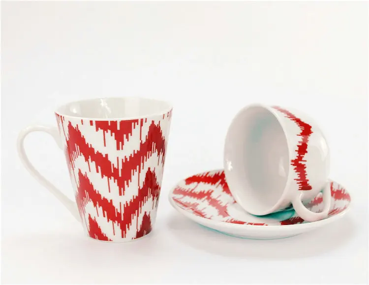 Wholesale Factory New Bone China Dinner Set 6 Pcs Mug Plate Red White Color Italian Stylish round Shape Customizable Home Use