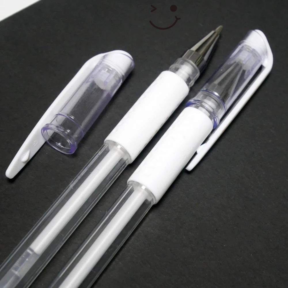 Wholesale European Standard Neutral Stationery Water-based Student Pen Office Supplies White Gel Pens