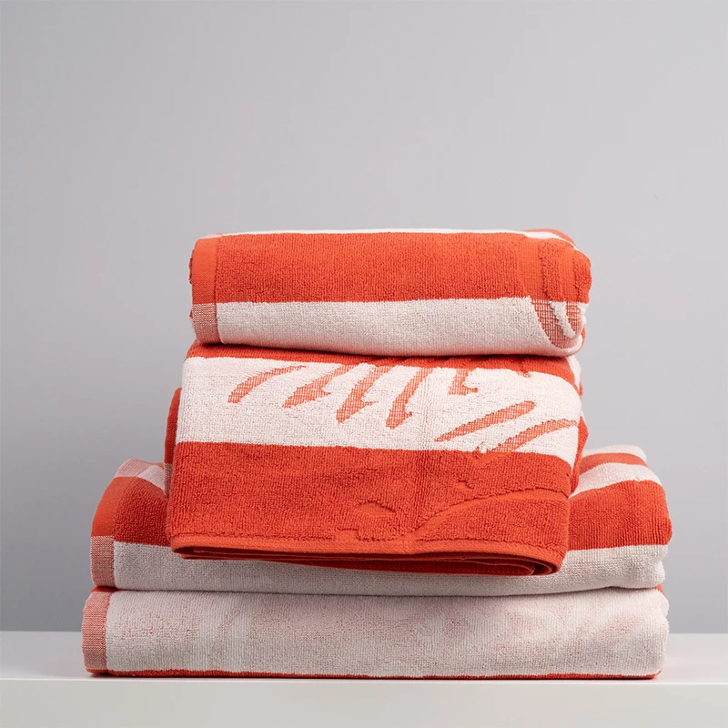 High quality hot sale swimming pool towel 100% cotton strong water absorption home bath towel beach towel