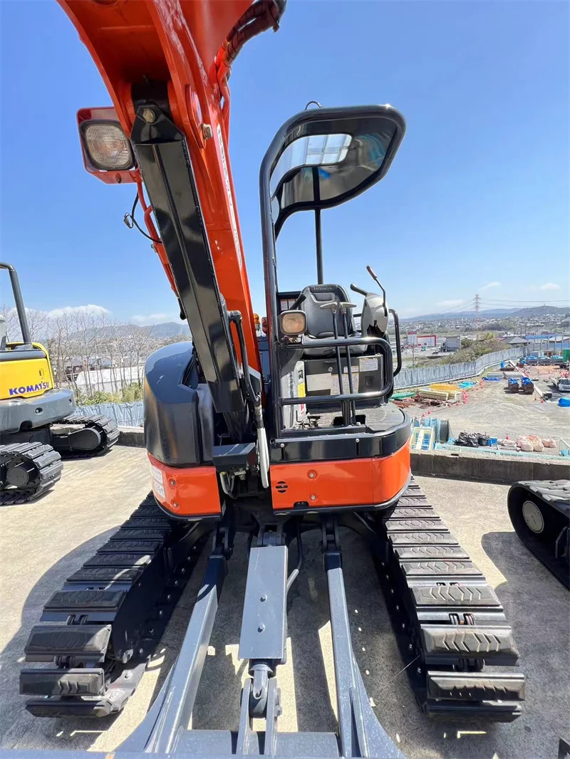 Японский оригинальный подержанный экскаватор Hitachi ZX40UR Корабль из японского порта для продажи