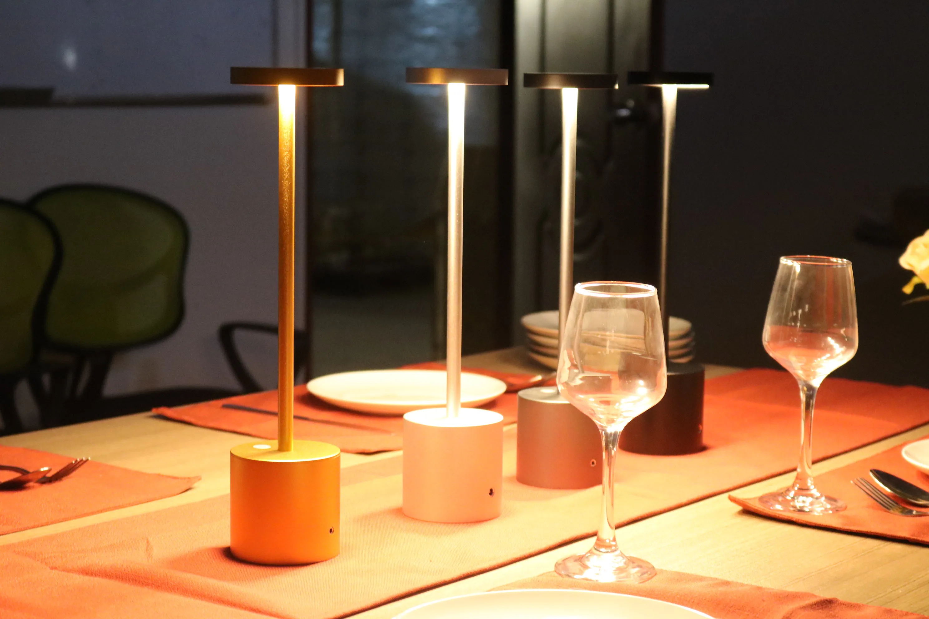 Hotel Restaurant Aluminum Rechargeable Cordless Table Lamp Led Cordless Restaurant Table Lamp