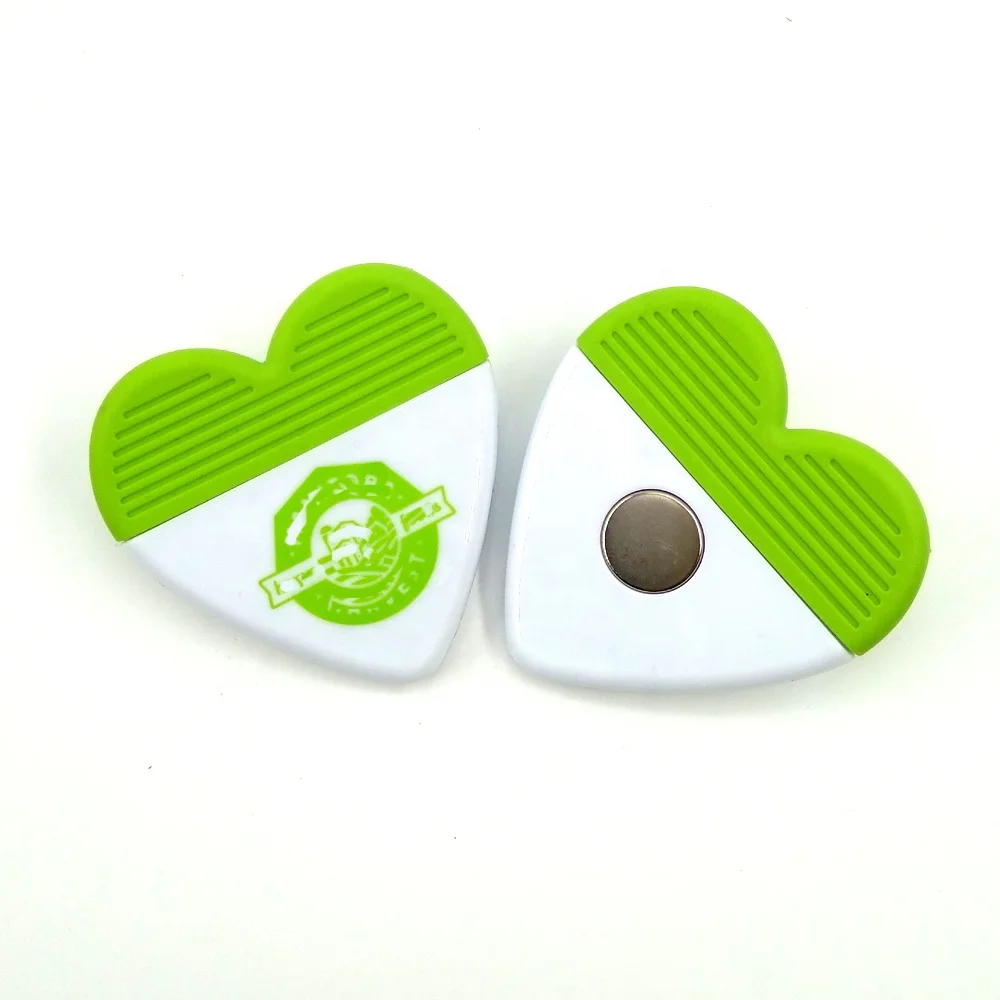 
Heart shape plastic refrigerator fridge magnetic memo clip 