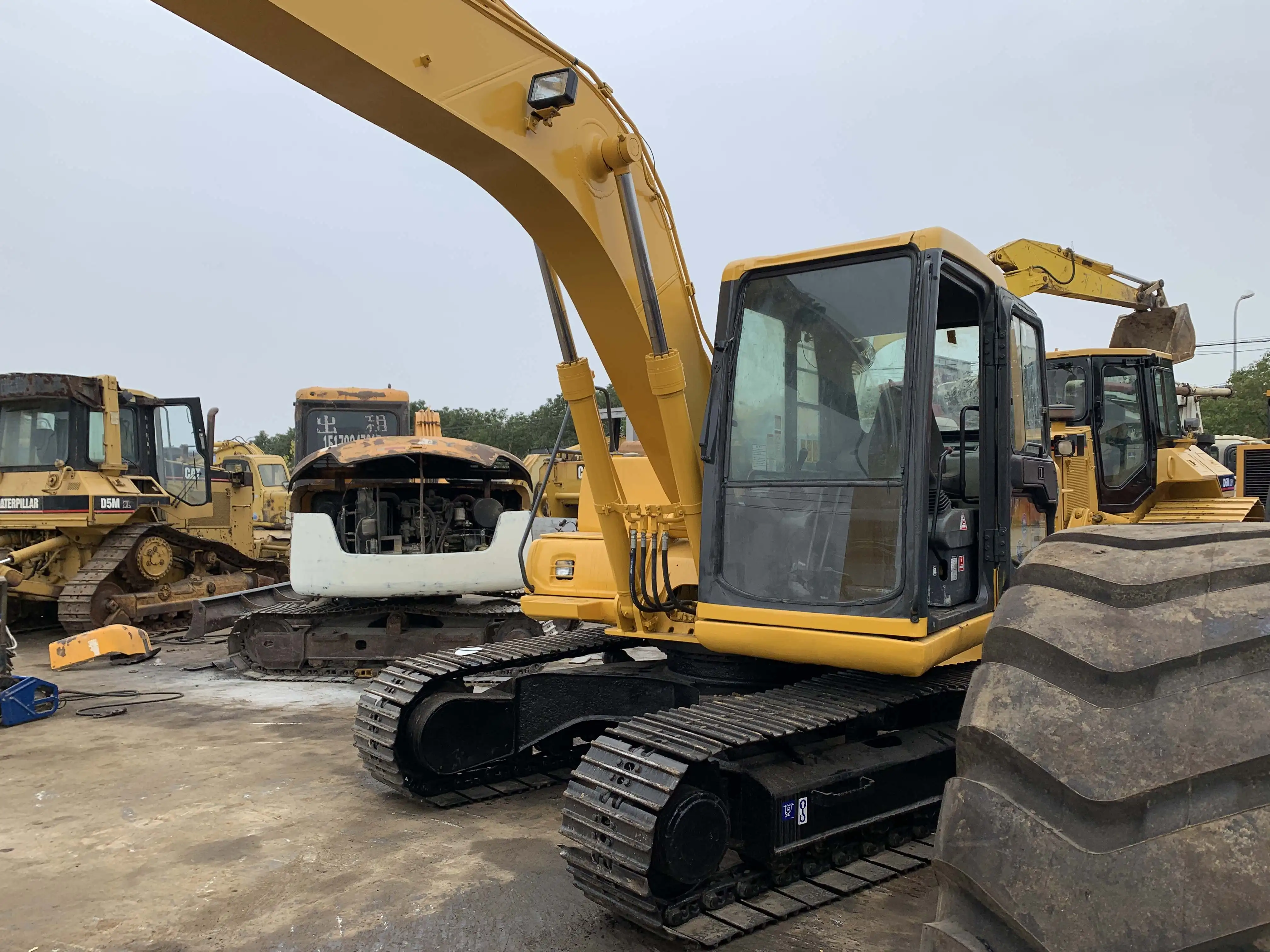 Japan Made Used KOMATSU PC120-6 12 ton Excavator/KOMATSU Excavator PC120