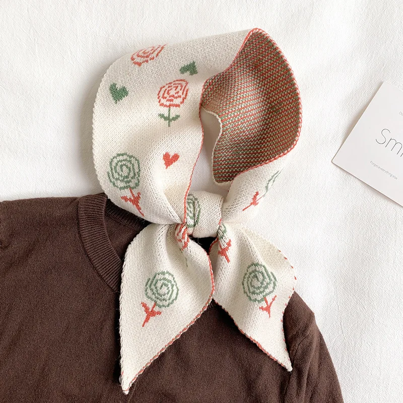 Autumn Winter New Design Knitted Pointed Scarf Thin Narrow Warm Printed Thick Scarves