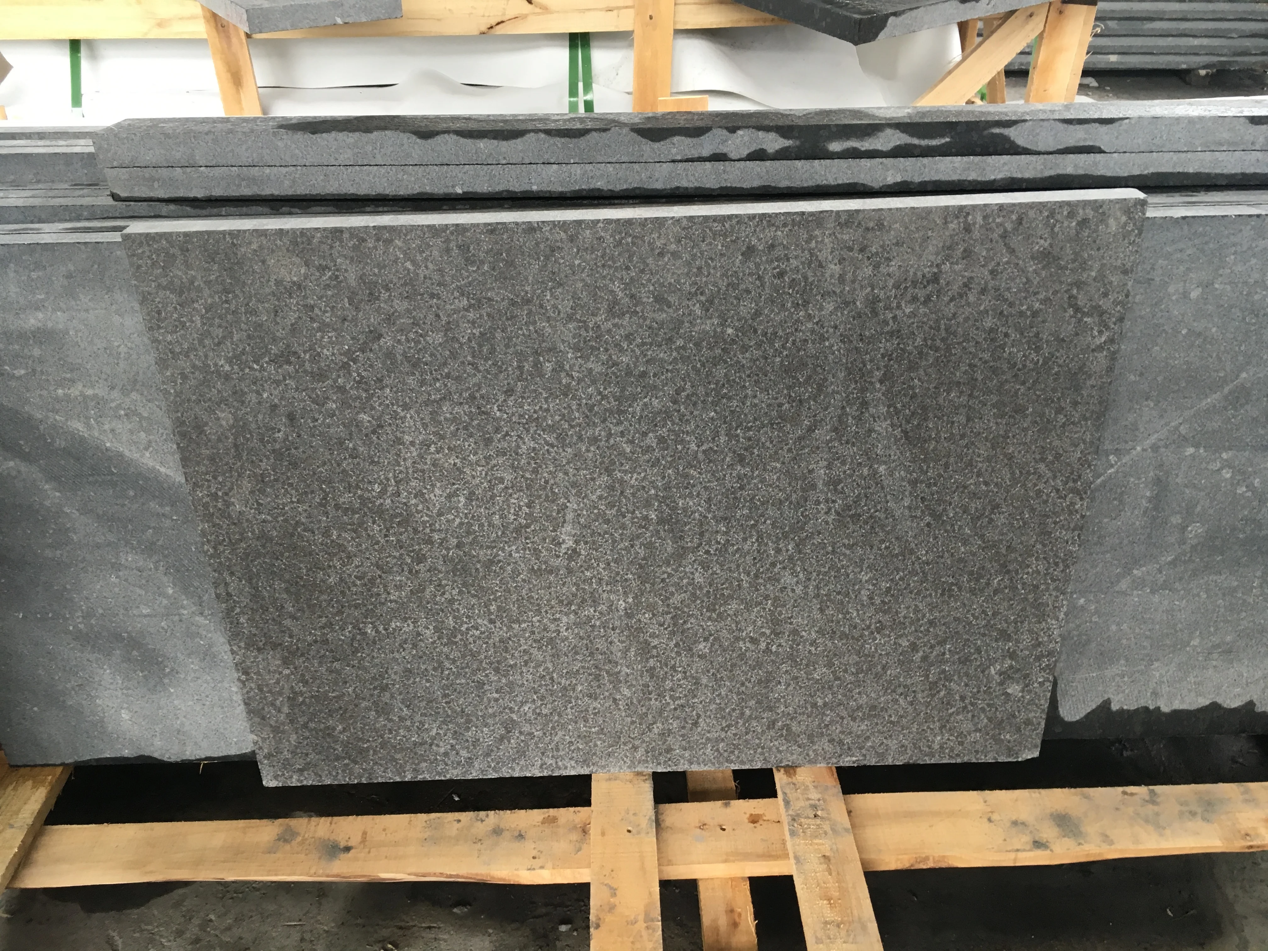 Black Basalt G684 Granite Paving with Slab Cheap Floor Tiles Price Per Meter