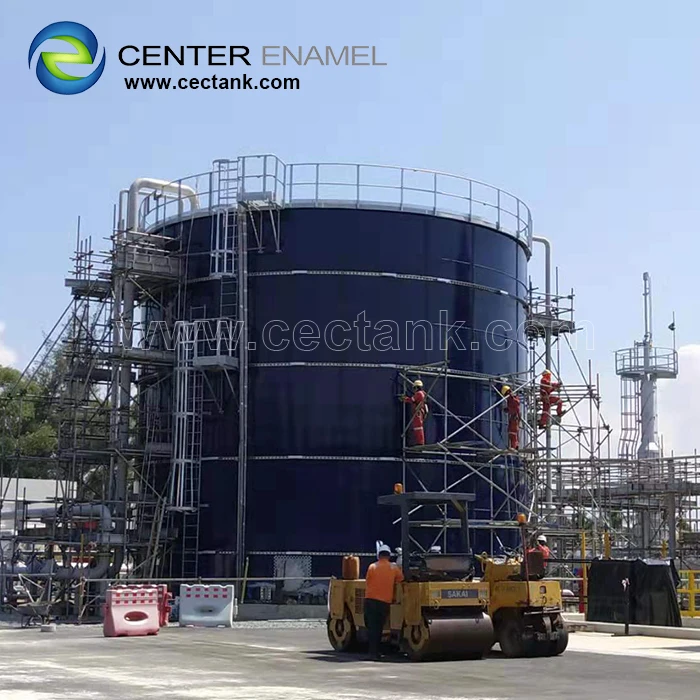 Glass Fused to Steel grain and haylage silos for feeding operations