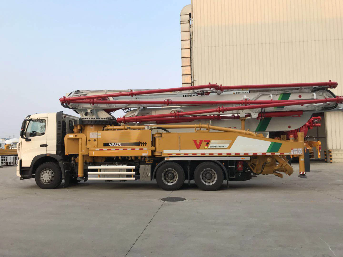 Energy saving Hybrid Pump Truck 52m Concrete pump truck HB52VH Howo 6x4 Chassis for Hot Sale