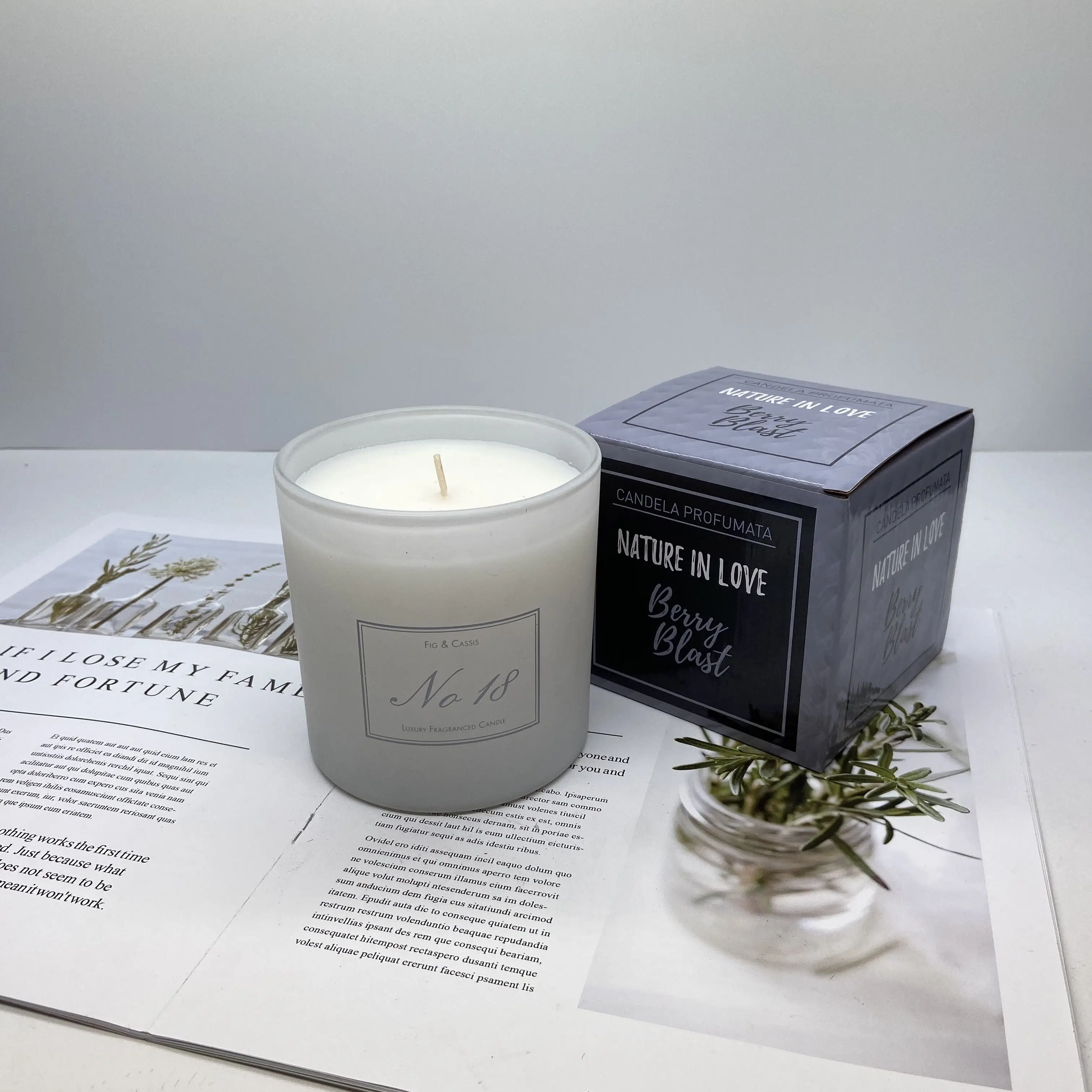 Custom Logo Frosted Glass Candle Jars With Box And Wooden Lids Wholesale Matte Black Pink Clear Glass Jars For Candles Making