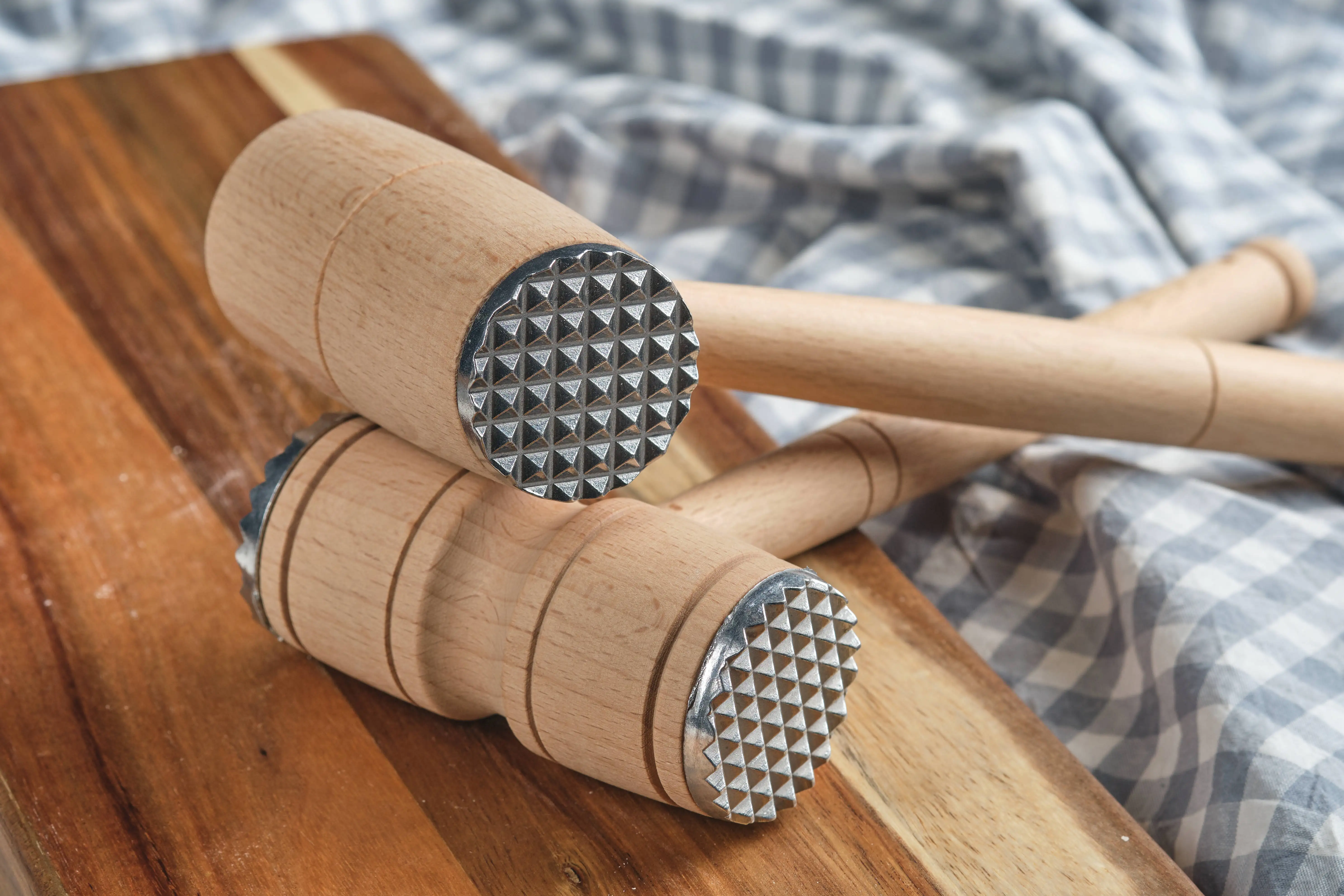 Factory custom home kitchen restaurant wooden meat loose hammer, you can go out to knock the steak manually