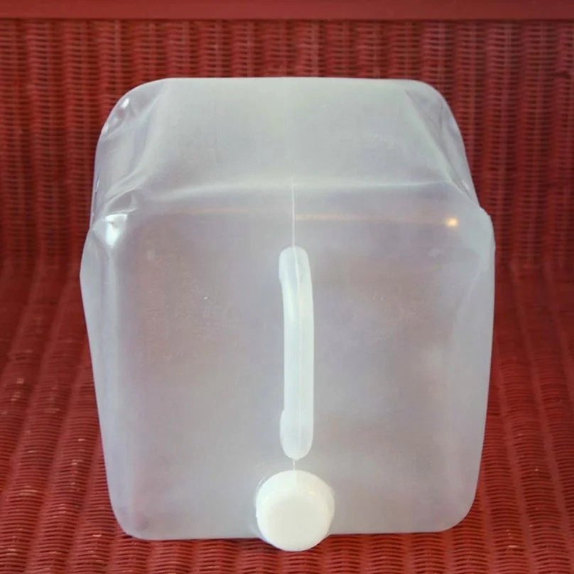 
Plastic Tap Easy Handle Never Leaking 5L 10L 20L Foldable Water Container Jerry Can With Handle 