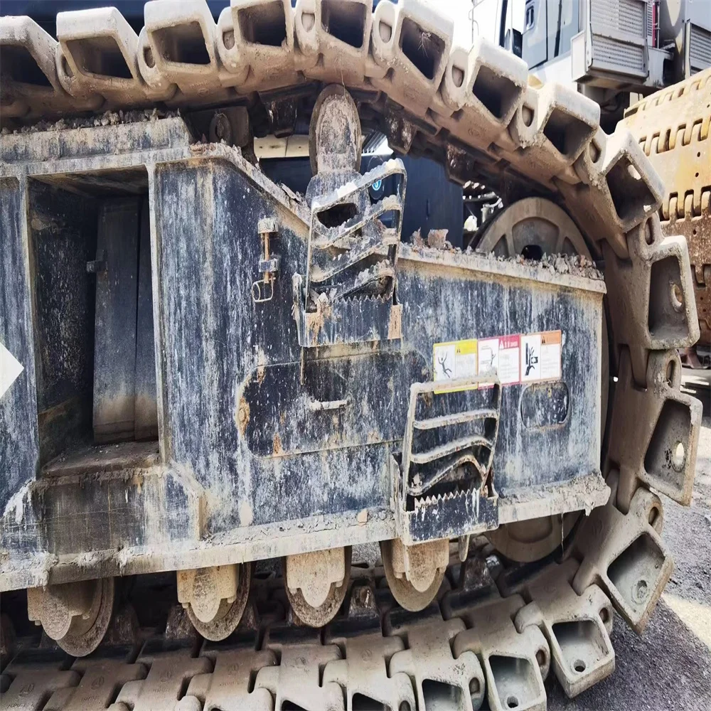 Sany 90T used  crawler crane sany  SCC900A year2018  very new machine beautiful machine good working condition