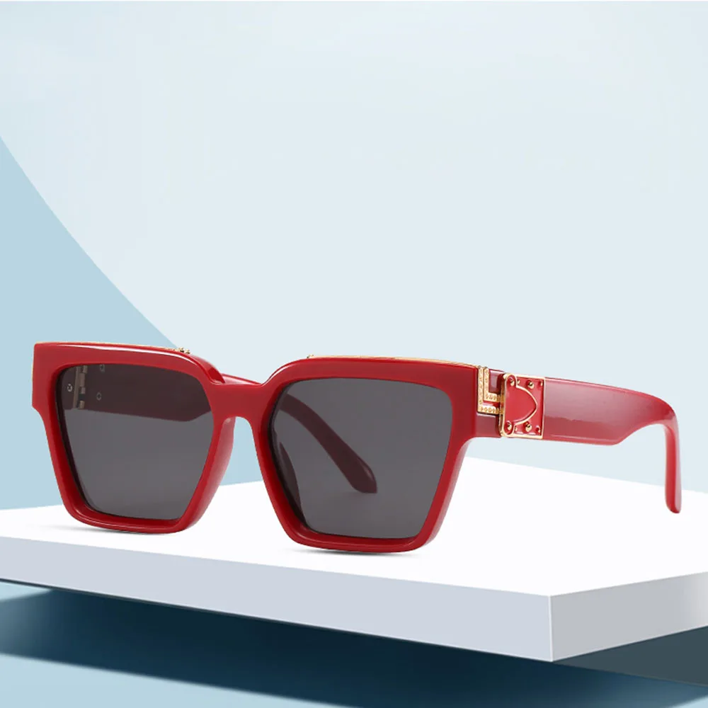 2020 Wholesale colorful fashion square  sunglasses UV400 lens