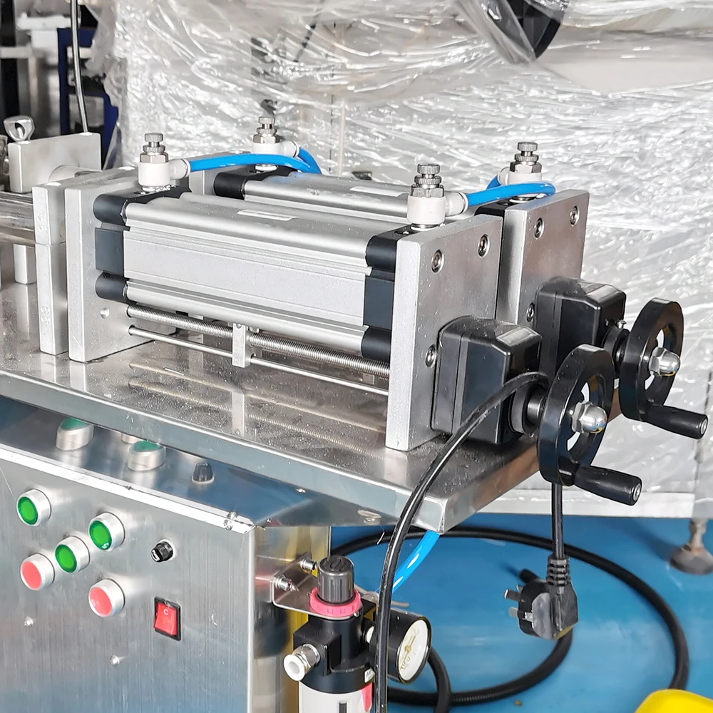  Automatic premade pouch packing machine doypack liquid detergent filling soap