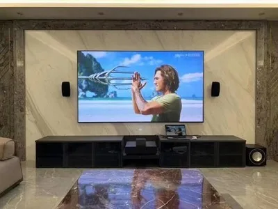Free shipping 110 inch T Prism UST Laser Projector Screen High Gain 0.85 screen for WEMAX VAVA 4K Ultra short throw Projector