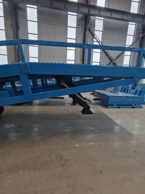 Portable loading dock ramp mobile container loading and unloading forklift work platform