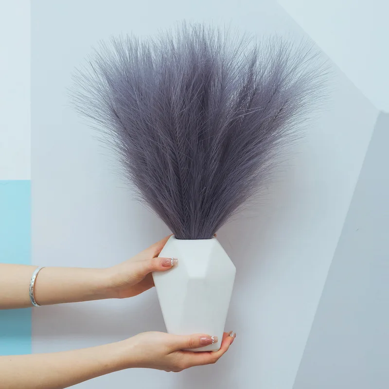 Carnival supplies Artificial pampas grass simulated feather wedding props reed hair wholesale