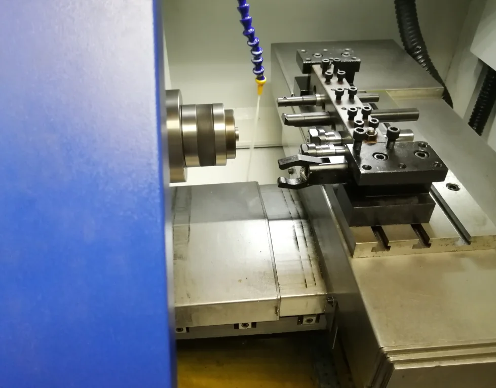 Swiss type cnc lathe sliding/cnc lathe with live tool/cnc lathe  machine ck6150