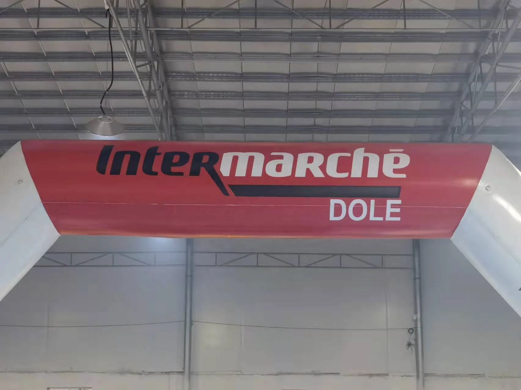 the newest style of inflatable sport arch for 0.6mm PVC tarpaulin sealed working