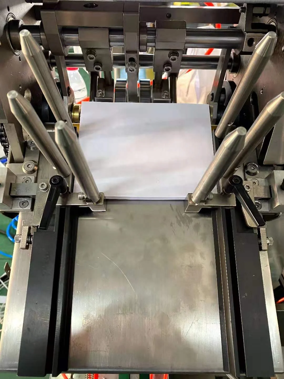 sachet pouch carton cartoning boxing machine