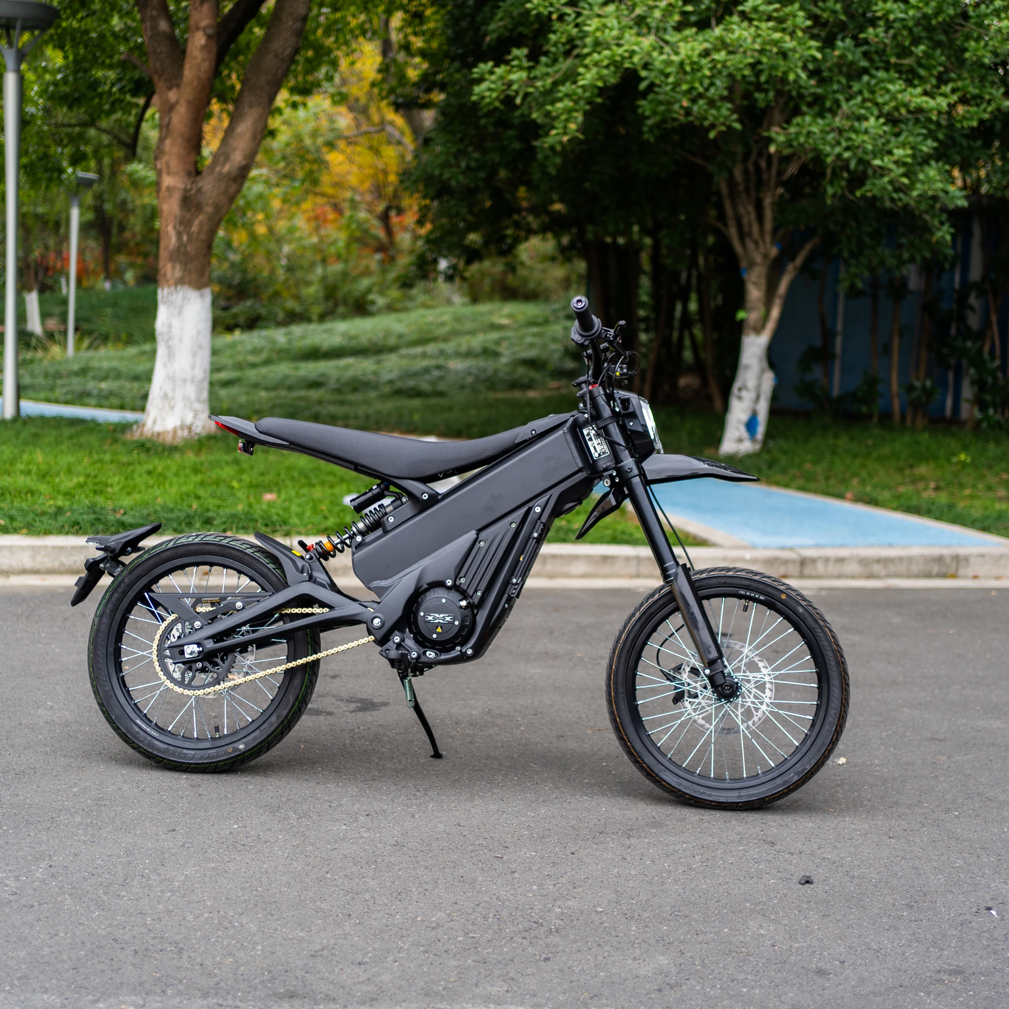 2025 Talaria XXX Black Edition Электрический мотоцикл 6500 Вт 40AH 60 В литиевая батарея интегрированная с дисковым тормозом США/ЕС