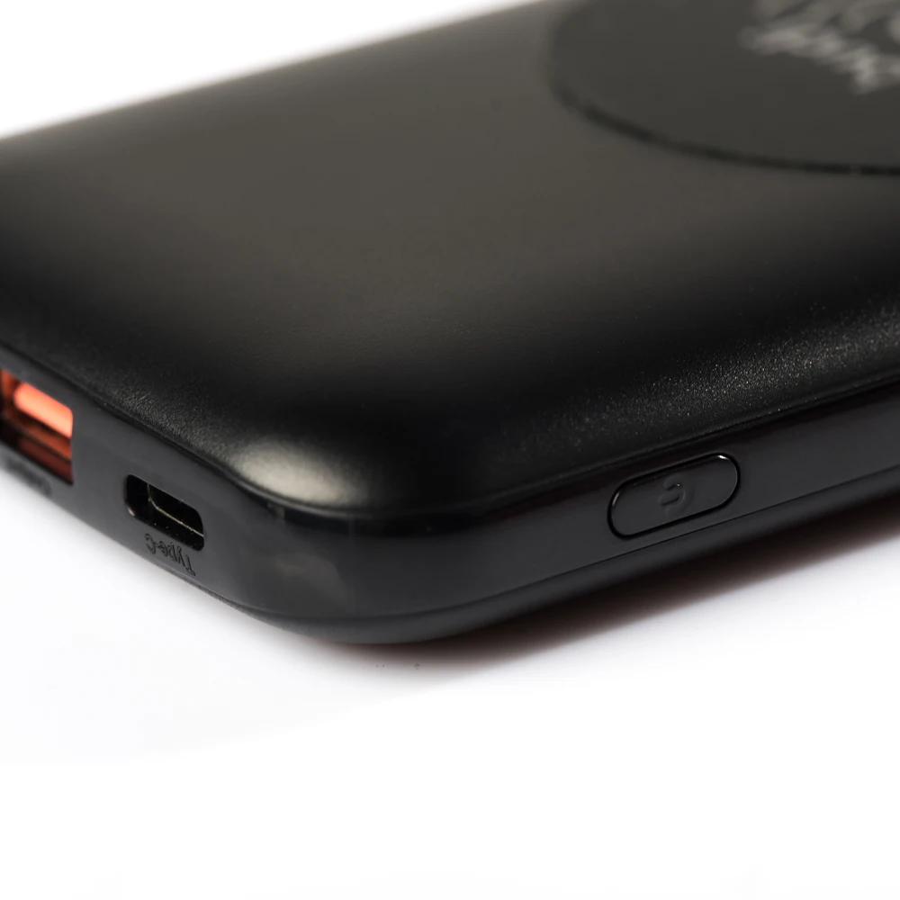 
2019 trending products promotional gift ultra slim portable powerbank with custom logo 10W black wireless Power Bank 10000mAh 